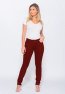 Calça Skinny em Sarja Elastano Marsala