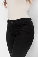 Calça Skinny em Sarja Elastano Preto
