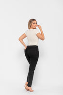 Calça Skinny em Sarja Elastano Preto