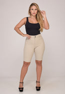 Bermuda Sarja Lycra Bege Claro