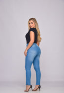Calça Jeans em Lycra azul claro