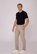 Calça Slim em Sarja Elastano Bege