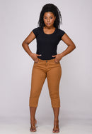 Calça Capri Caramelo