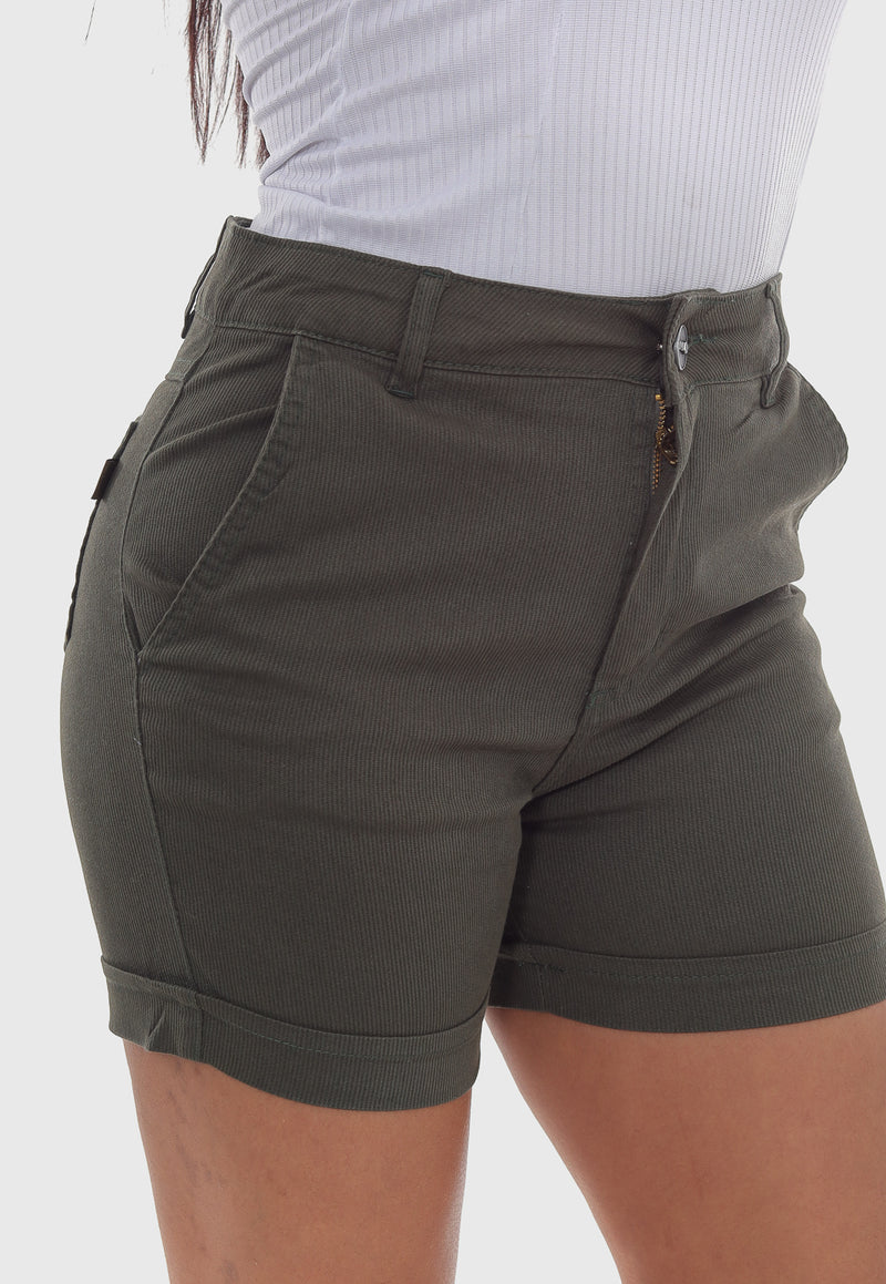 Shorts Cintura Média Verde
