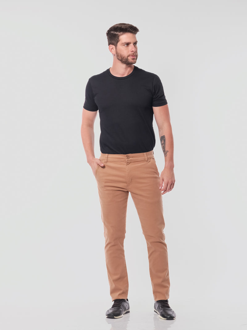 Calça Slim em Sarja Elastano Caqui