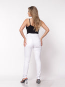 Calça Skinny em Sarja Lycra Branca