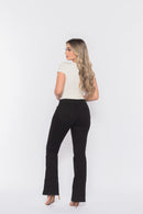 Calça Flare em Sarja Lycra Preto